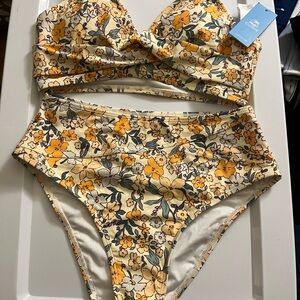 Cupshe Floral Bikini in Yellow and Cream